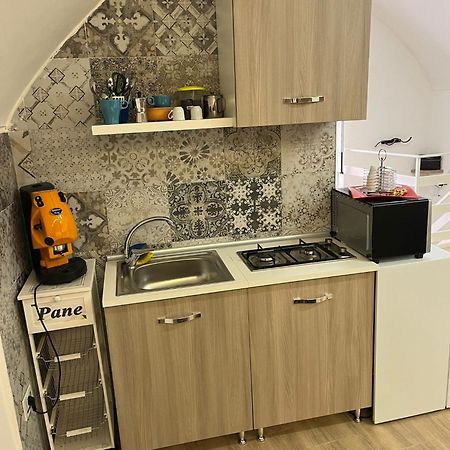 Brother'S 50 Apartment Наполи Екстериор снимка