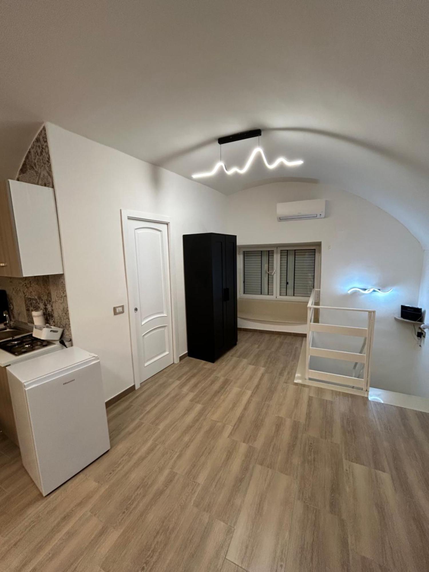 Brother'S 50 Apartment Наполи Екстериор снимка