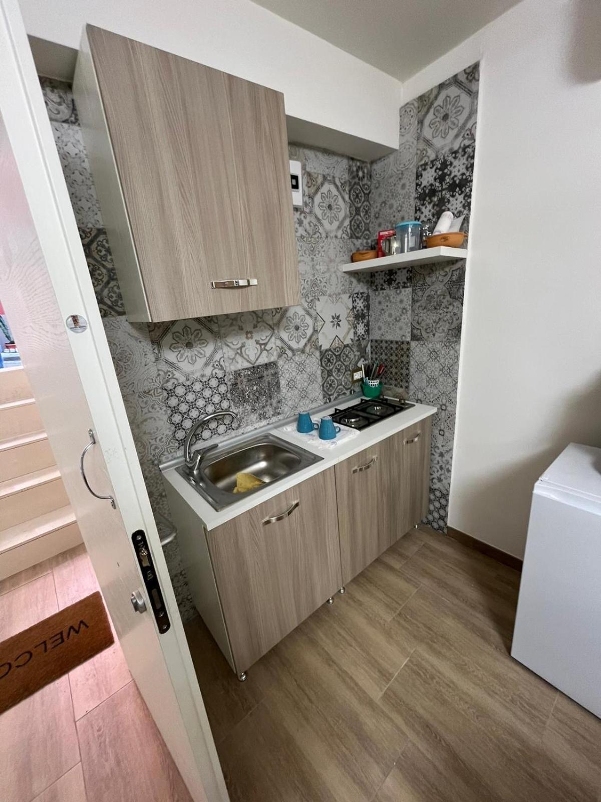 Brother'S 50 Apartment Наполи Екстериор снимка