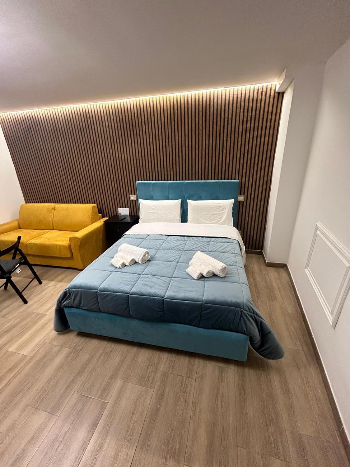 Brother'S 50 Apartment Наполи Екстериор снимка